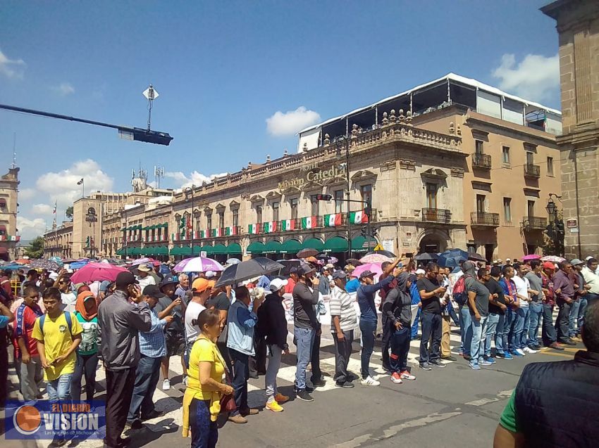 Elementos de Seguridad Pública, Repliegan manifestación de la CNTE