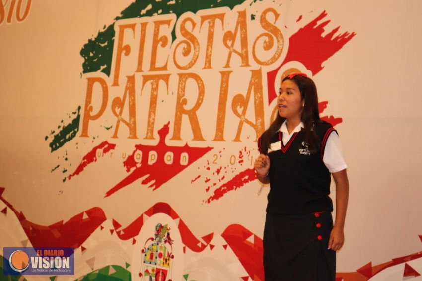 Excelente participación en el primer concurso de oratoria en Uruapan 