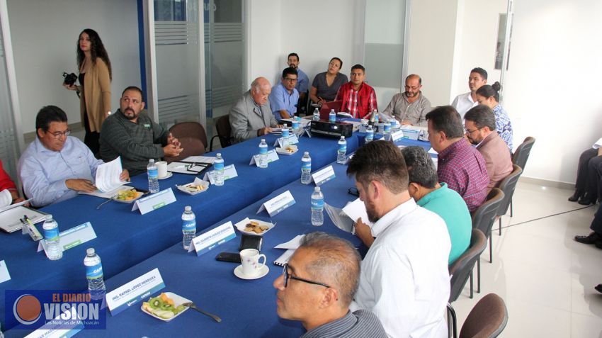 Se presenta ante el Consejo Consultivo Municipal a Miguel Ángel Paredes Melgoza como director 
