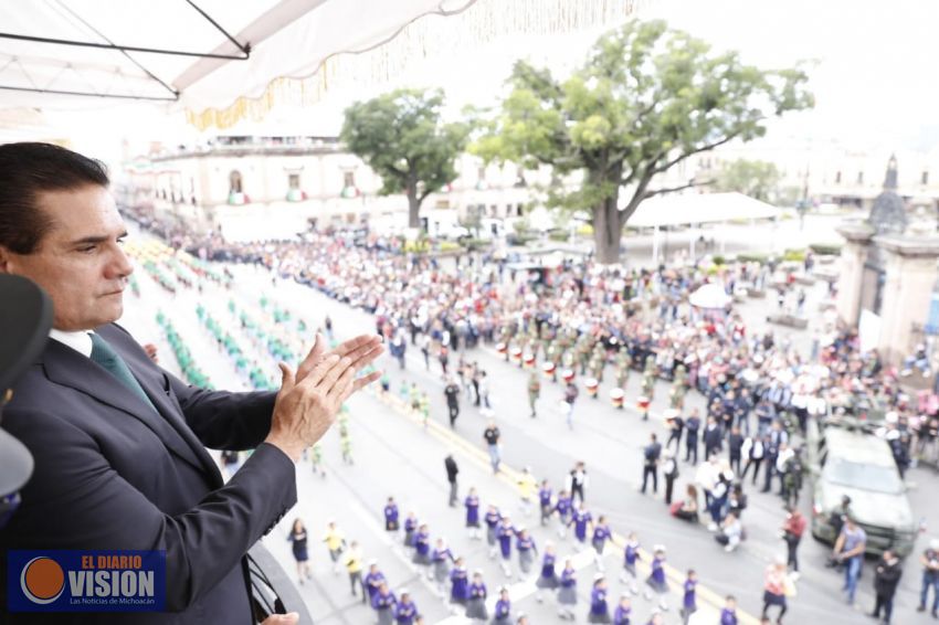 Atestigua Gobernador acto cívico por CCLIII aniversario del natalicio del Siervo de la Nación