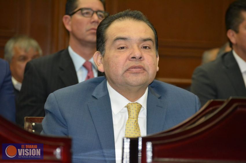 Cumplen todos los ayuntamientos con entrega de Leyes de Ingresos Municipales: Norberto Martínez 
