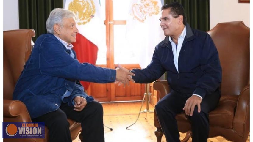 Recibe Silvano Aureoles a Andrés Manuel López Obrador en Palacio de Gobierno 
