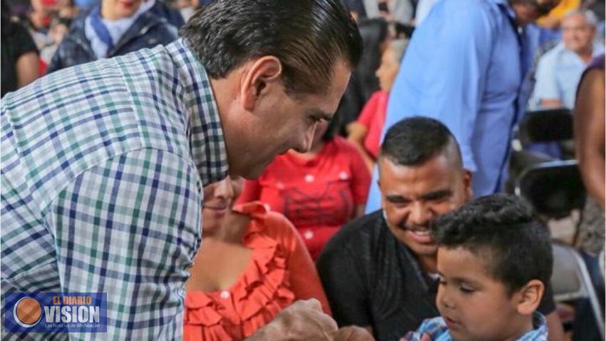 Peribán, el más claro ejemplo de solidaridad: Silvano Aureoles 