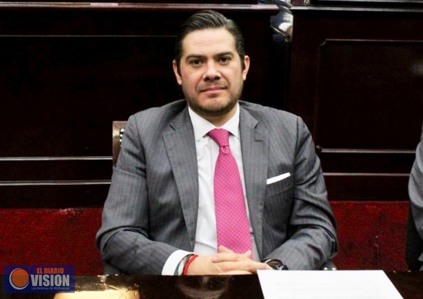 Dotar de herramientas a adolescentes y jóvenes para que tengan pleno desarrollo: Eduardo Orihuela