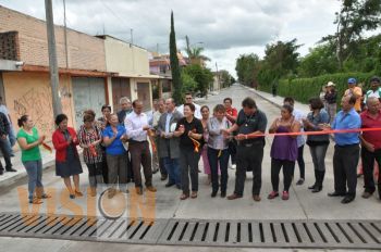 Alcaldesa inaugura la calle Manuela Taboada