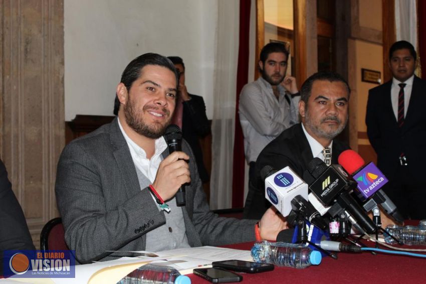 Impulsa Eduardo Orihuela iniciativa ciudadana para promoción de la Constitución