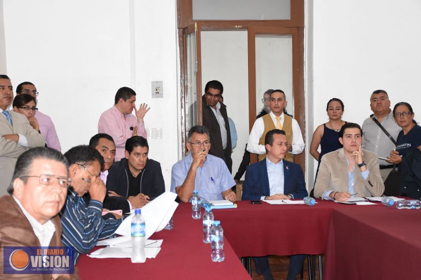 Comisiones validan convocatoria para Fiscal