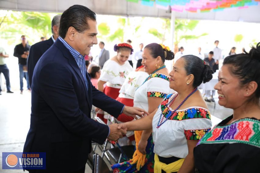Cocineras tradicionales, ejemplo de unidad y raíces culturales: Silvano Aureoles 