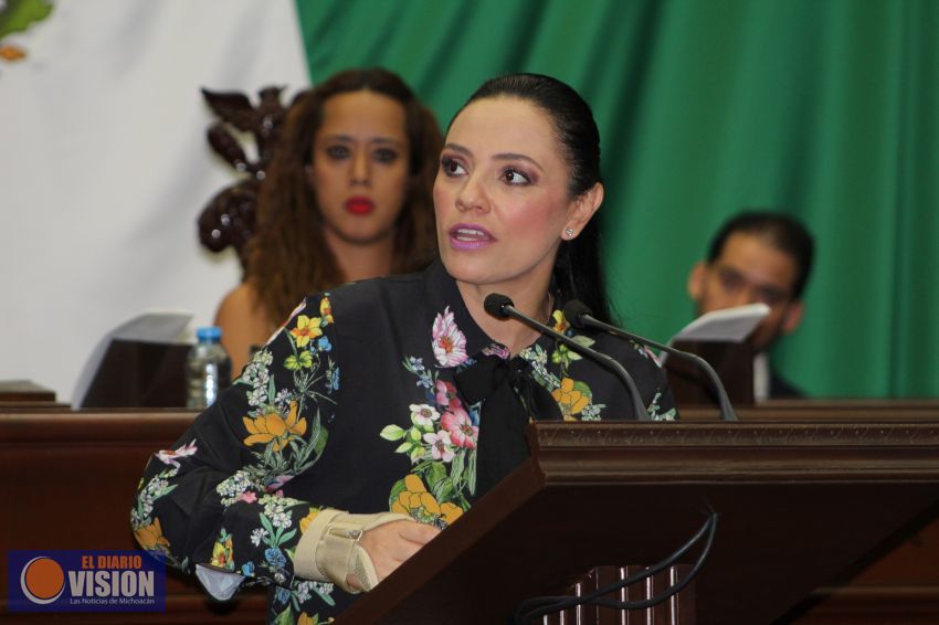 Necesario conjuntar esfuerzos para potenciar el campo en el Bajío: Adriana Hernández