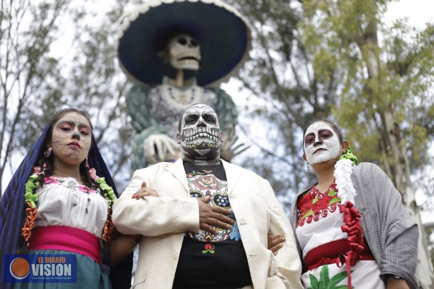 Turismo, cultura y tradición en la octava edición de la Feria de la Catrina de Capula