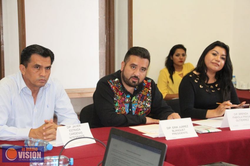 Se instaló la Comisión de Puntos Constitucionales que preside Erik Juárez