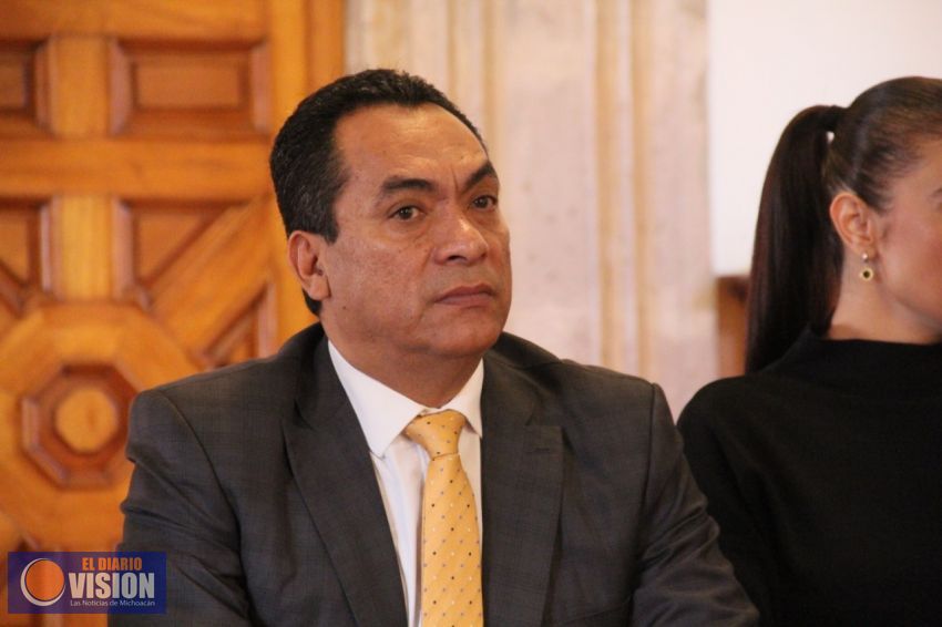 Si el Gobernador se ausenta, el Secretario de Gobierno estará al frente: Adrián Lopez Solís.