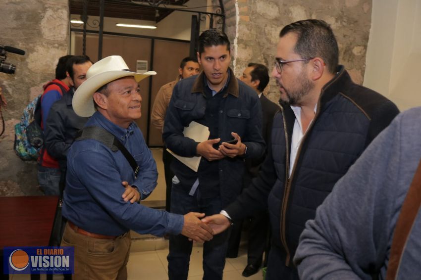 Impulso al desarrollo económico de la ZEE de LC, prioridad: Humberto González