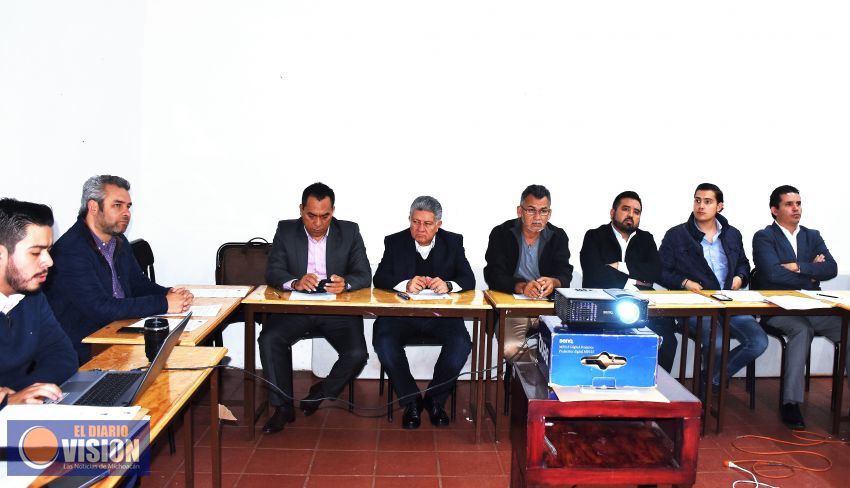 Improcedente juicio político contra presidente y síndico municipal de Pátzcuaro: diputados