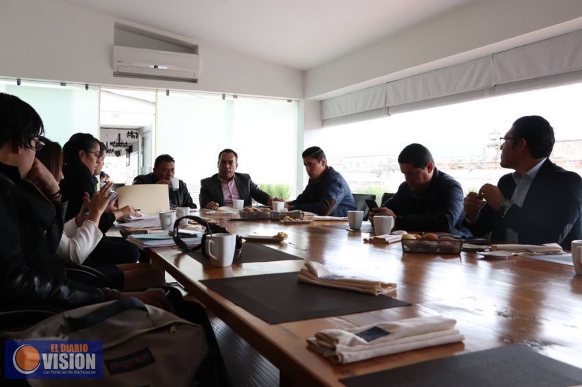 Redoblaremos esfuerzos para consolidar la ZEE de Lázaro Cárdenas: Javier Paredes