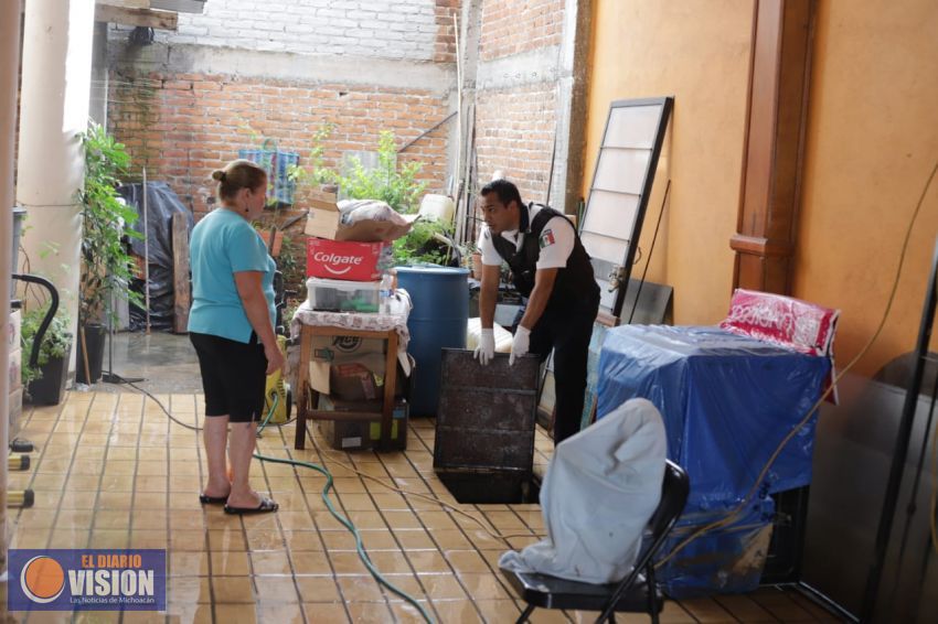 Humberto Arróniz realiza recorrido y arranca jornadas de limpieza en colonia Arriaga Rivera