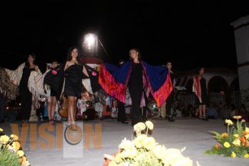 Se llevó a cabo el Desfile de Rebozos en Jiquilpan