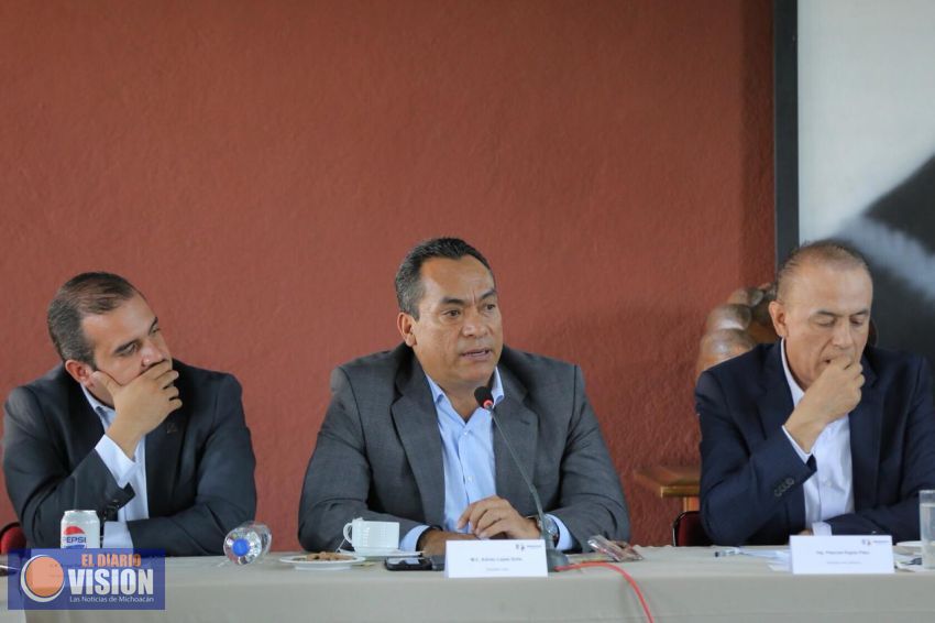 Vital para el desarrollo, una alianza de raíz con los municipios: Adrián López
