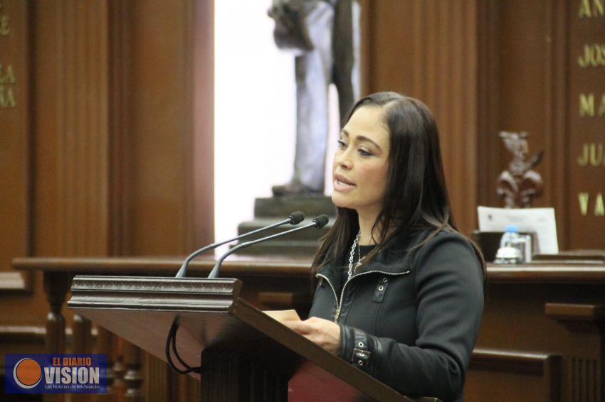 Propone Miriam Tinoco erradicar centralización de determinaciones en el Congreso del Estado
