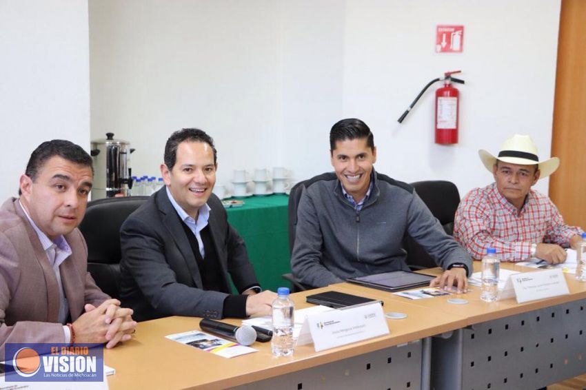 Consolidación de la ZEE, interés común de los michoacanos: Javier Paredes