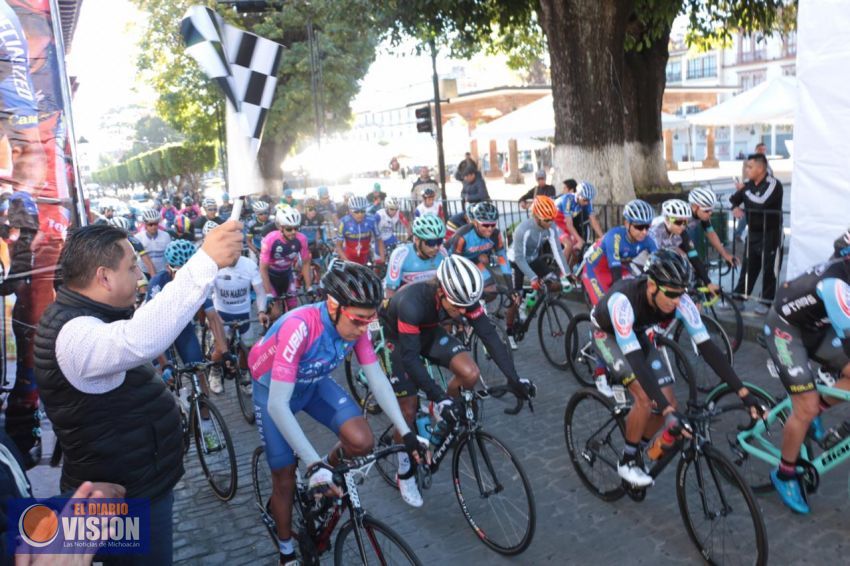 Víctor Manríquez marcó la salida de la 5ª etapa de la Vuelta Internacional Ciclista Michoacán 2018