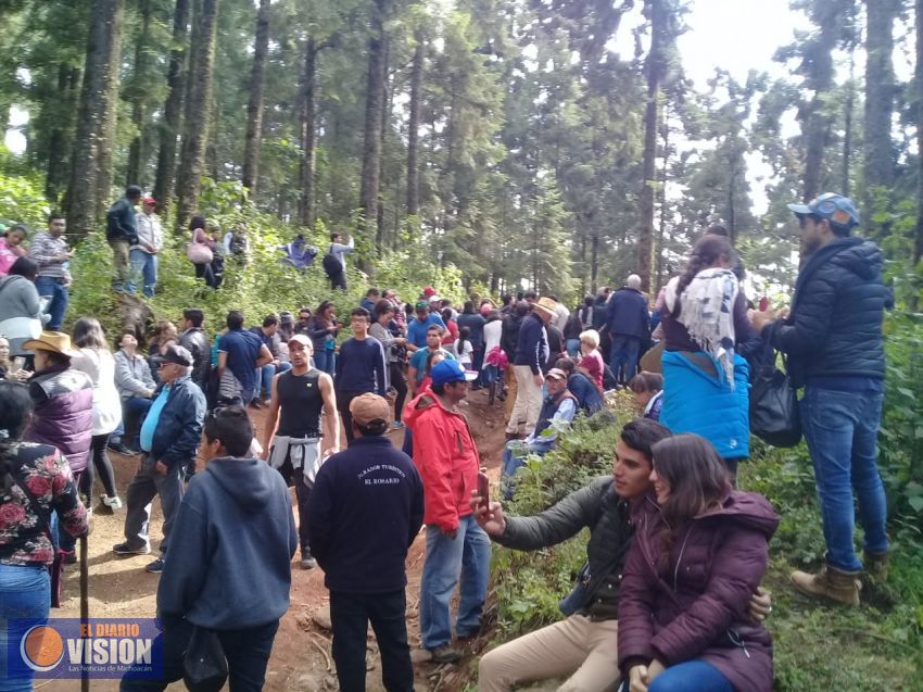 En fin de semana, la afluencia turística más grande del año en la región País de la Monarca 