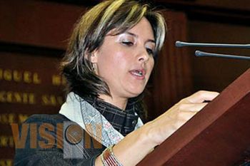 Presenta la diputada Macarena Chávez al Congreso la Ley sobre Secreto Profesional Periodístico