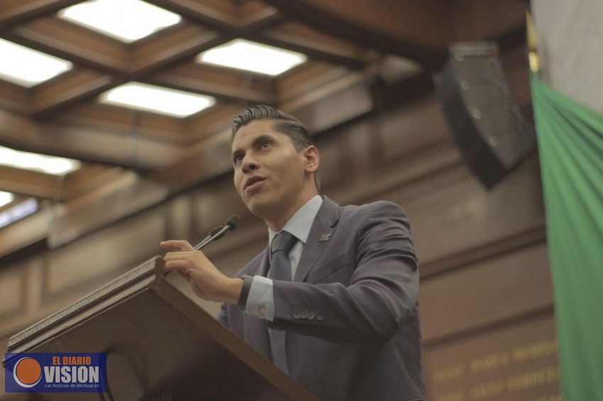 Urge revalorar la estrategia para eliminar la violencia contra las mujeres: Javier Paredes