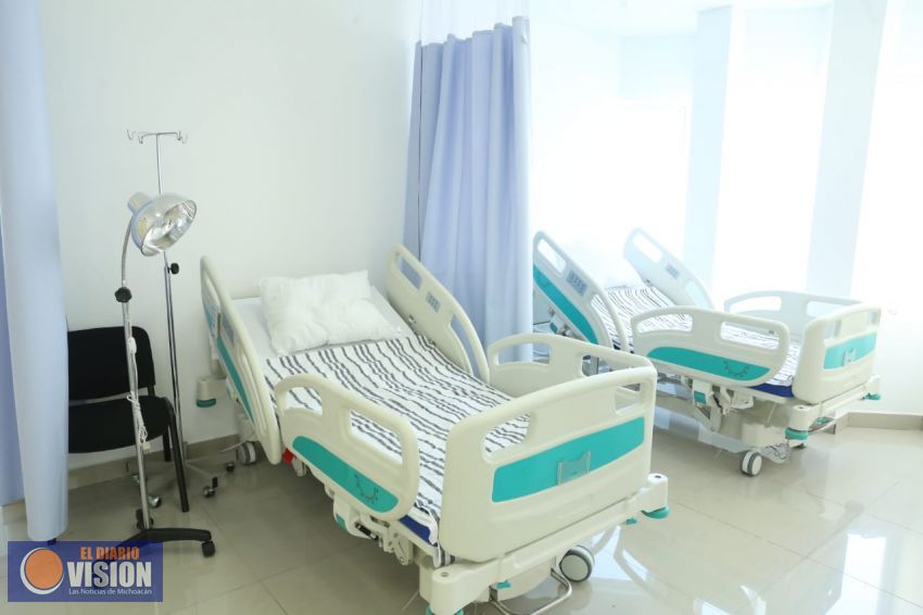 Cumple Gobernador con La Mira; entrega Centro de Salud