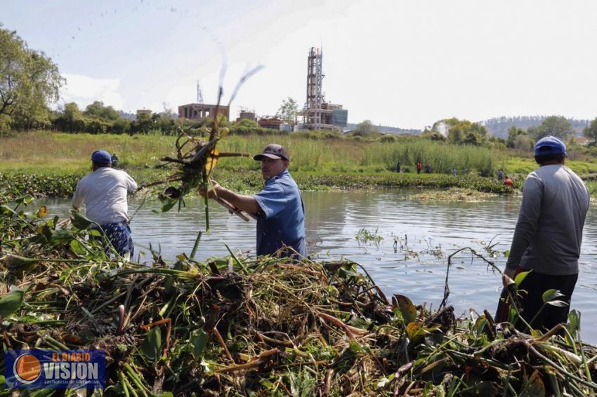 Realiza Ayuntamiento limpia en Manantial 