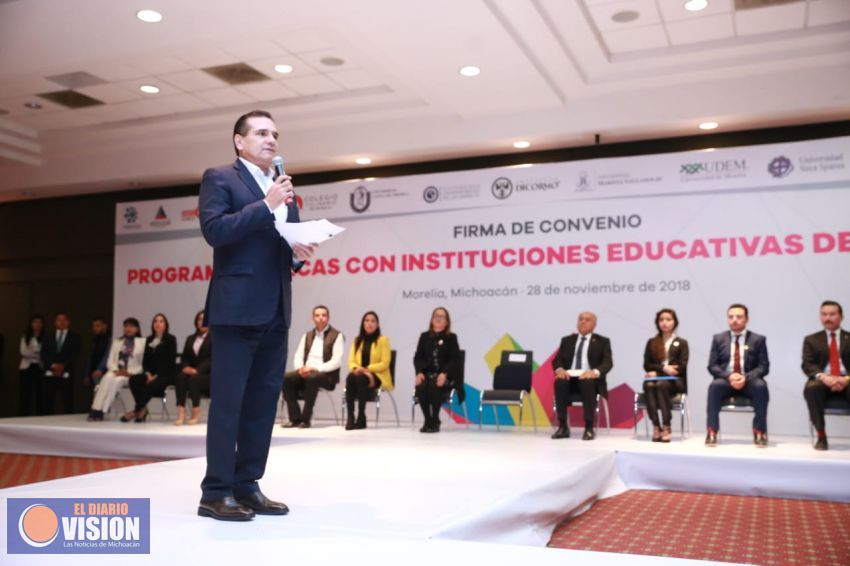 Más espacios para que jóvenes estudien, necesidad insustituible: Gobernador