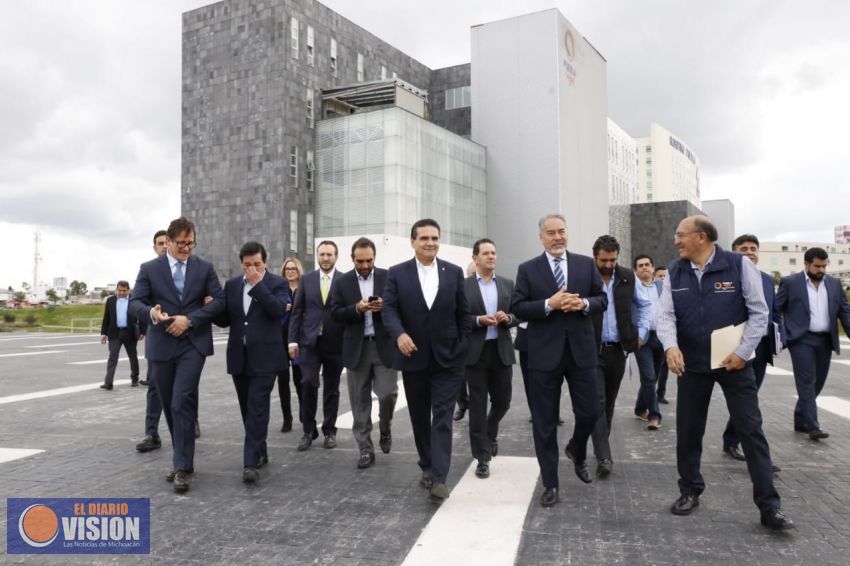 Avanza Gobernador en proyecto para descentralizar los servicios del Gobierno Estatal