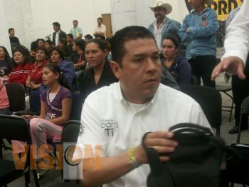 Fausto es el que se encuentra en un bache: Juan Carlos