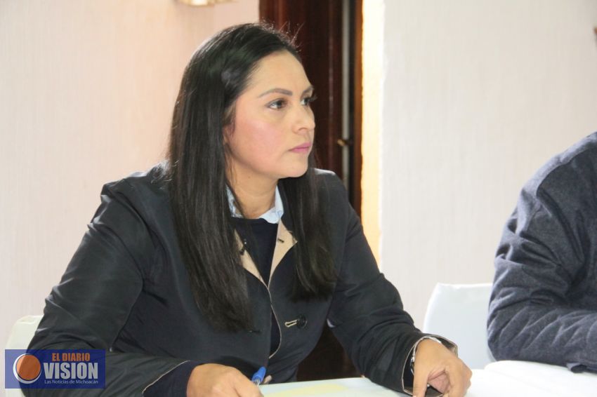 Avanza iniciativa de Araceli Saucedo, que incorpora el principio del interés superior del menor