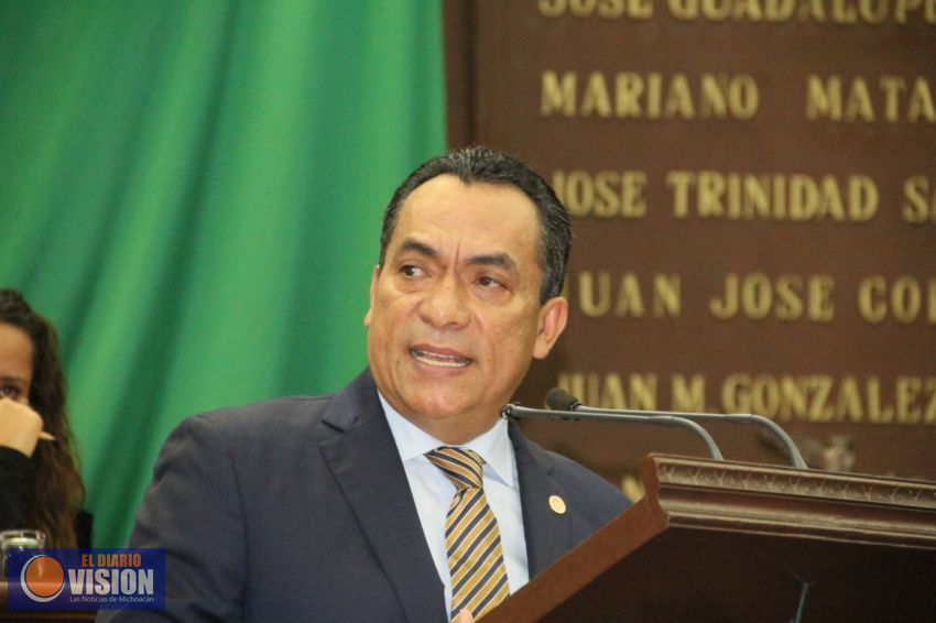 Defensoría para adultos mayores plantea Adrián López Solís frente a exclusión e invisibilización