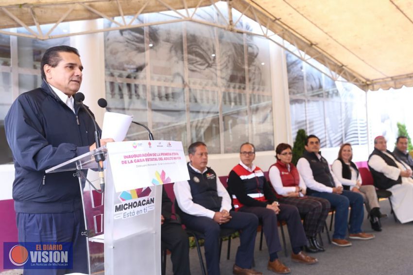Entrega Gobernador Casa Estatal del Adulto Mayor en Zitácuaro