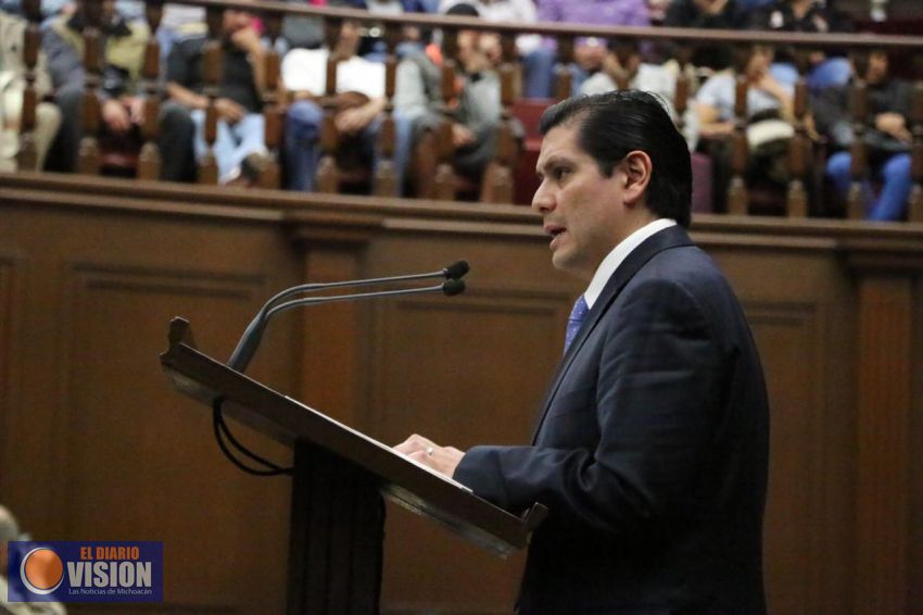 Exhorta Ernesto Núñez a hacer efectiva la verificación vehicular en Michoacán