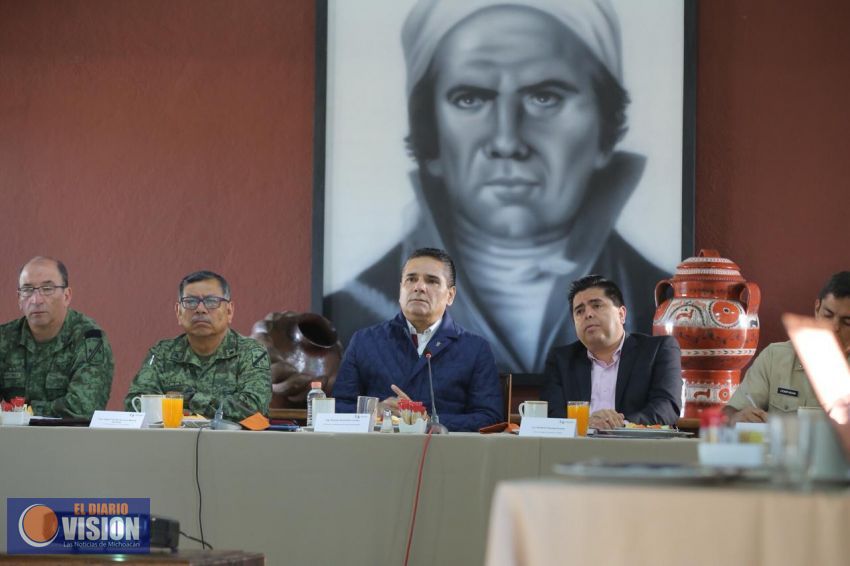 Acuerdan coordinación y trabajo interinstitucional para fortalecer seguridad en Michoacán