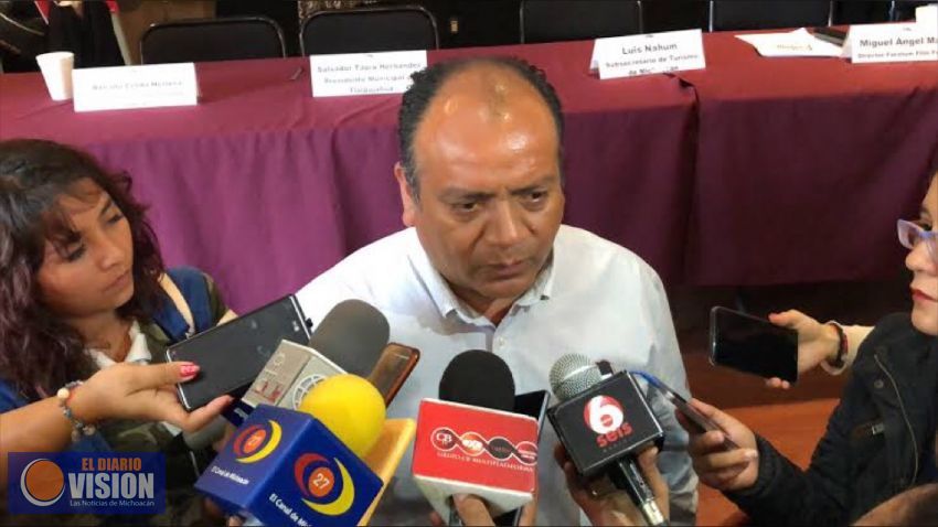 Presidente de Tlalpujahua se suma a MORENA