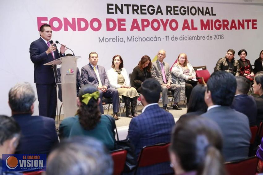 Generar mejores condiciones para migrantes, el compromiso: Silvano Aureoles 