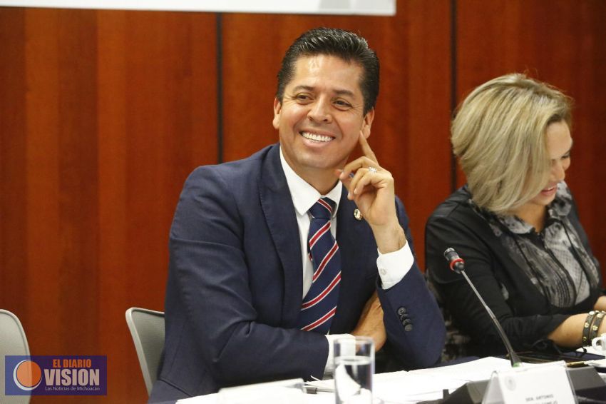 Toño García plantea presupuesto 3 mil 900 millones para el sector turismo 