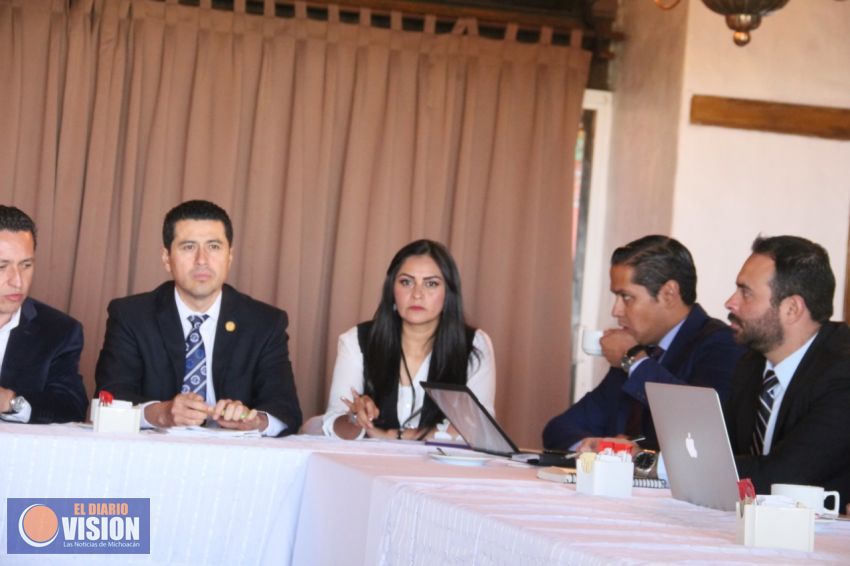 Araceli Saucedo destaca aportaciones de la PGJE en estudio de iniciativas para una Ley Orgánica 