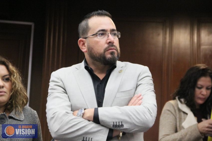 Necesaria inyección de recursos suficientes para mantenimiento de red carretera: Humberto González