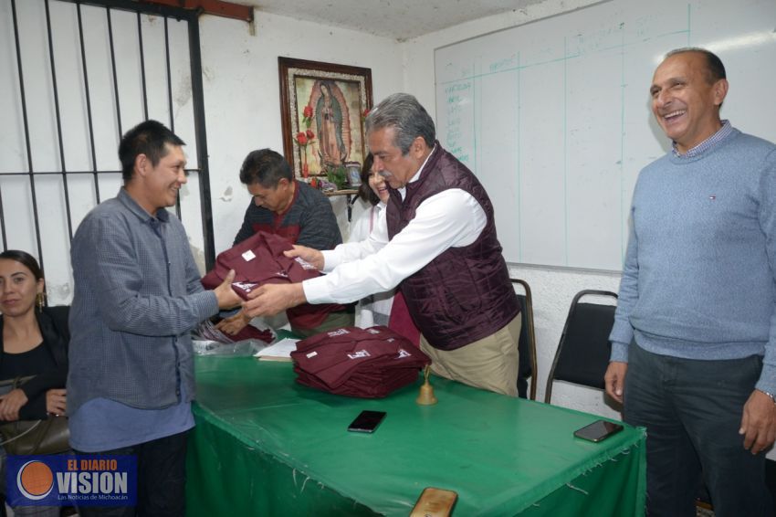 Ayuntamiento dignifica a boleros de Morelia 