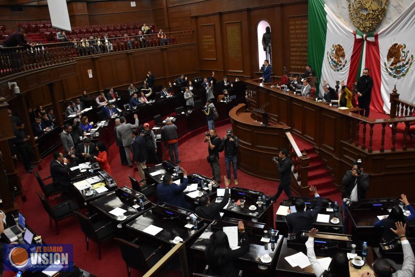 Avanza aprobación de leyes de ingresos municipales