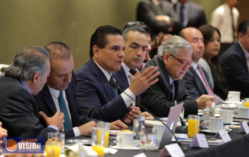 Llama Gobernador a enfrentar los retos de Michoacán, unidos y solidarios