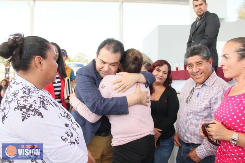 Tony Martínez recorre Distrito de Hidalgo y agradece respaldo de la población