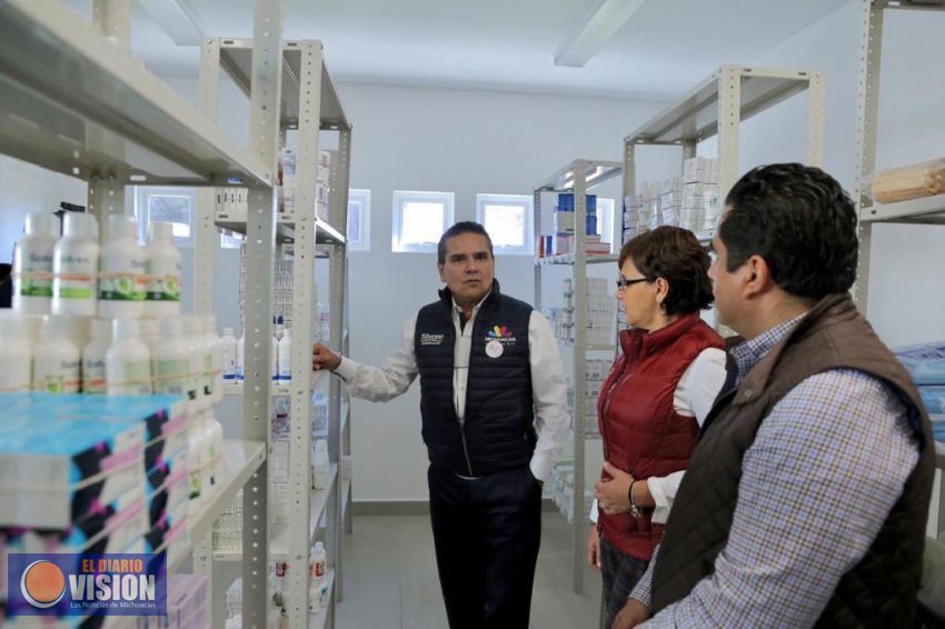 Entrega Gobernador nuevo Centro de Salud de Tzintzimeo