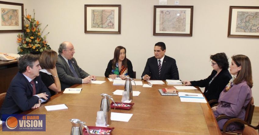 Fortalece Gobernador vínculos académicos y turísticos con la Universidad de Salamanca
