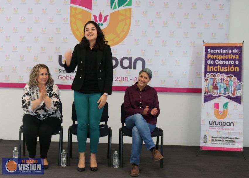 Trabajan funcionarios de Uruapan en taller “Bases para el Acompañamiento de Personas Trans”